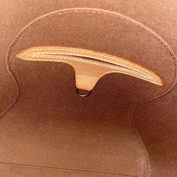 EUC Louis Vuitton Ellipse MM Date Code MI0988 - Picture 7 of 10